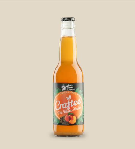 bouteille de craftee BIO thé blanc pêche produit par swiss craft drinks sa à monthey